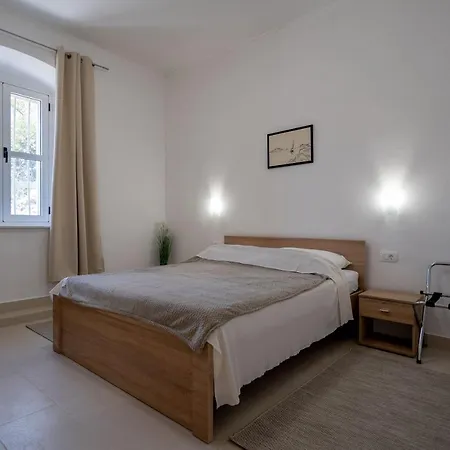 Seafront Holiday Home Marina * Jelsa (Hvar)