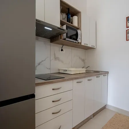 Apartment Seafront Holiday Home Marina Jelsa (Hvar)